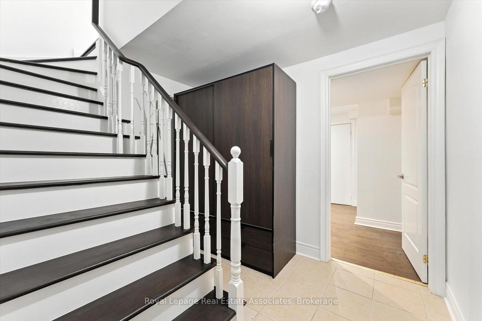 Photo 35 of 27 Grouse Lane, Brampton, Bram West — HOMEH