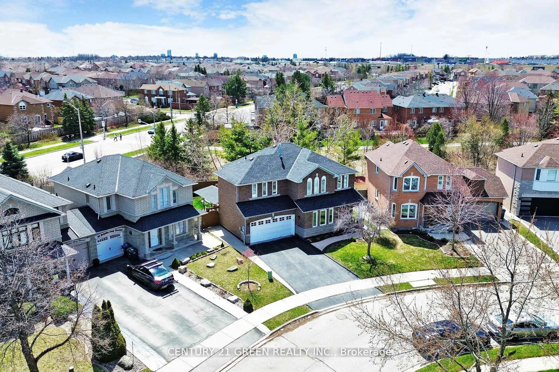 Photo 4 of 26 Dolphin Song Crescent, Brampton, Sandringham-Wellington — HOMEH