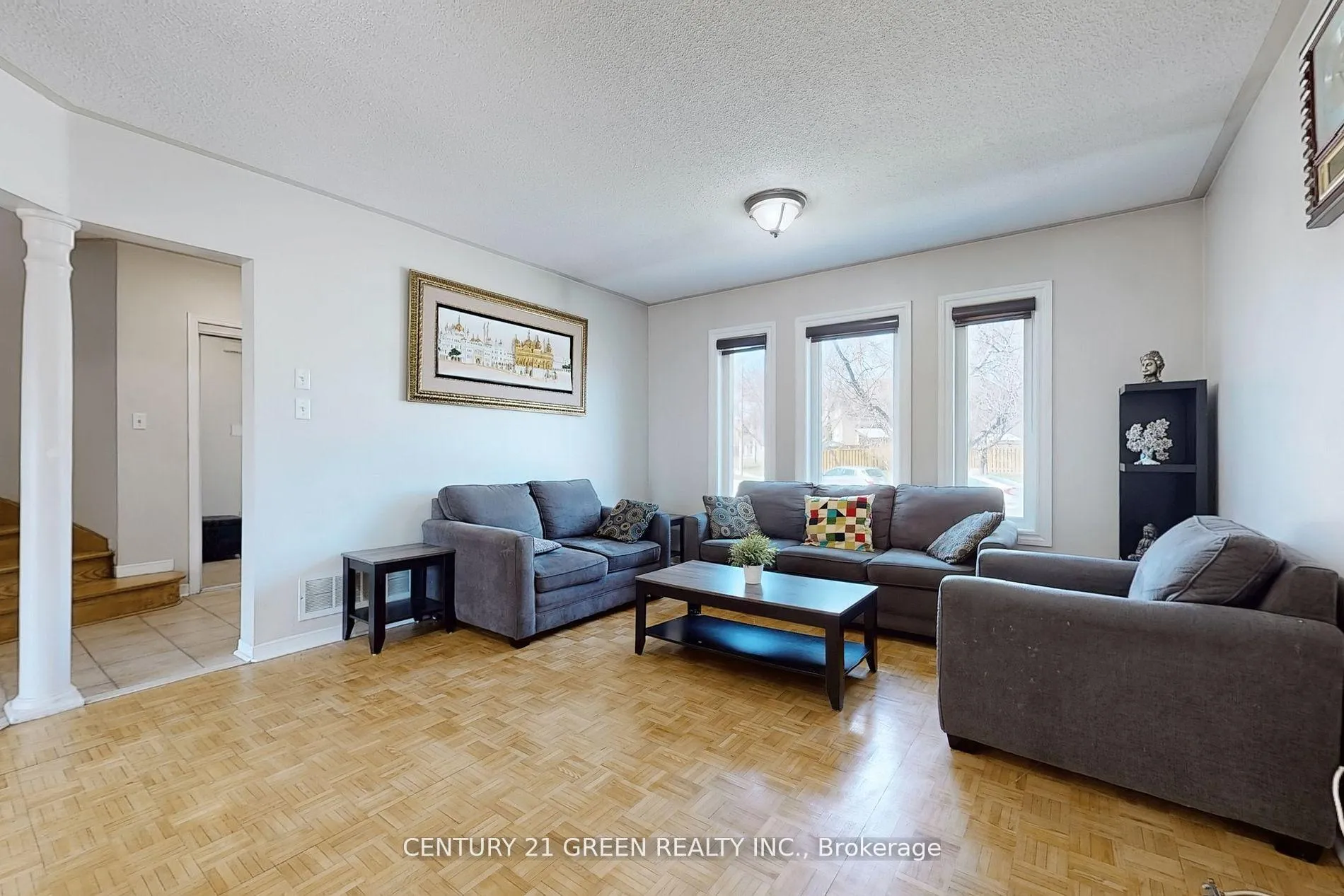 Photo 13 of 26 Dolphin Song Crescent, Brampton, Sandringham-Wellington — HOMEH