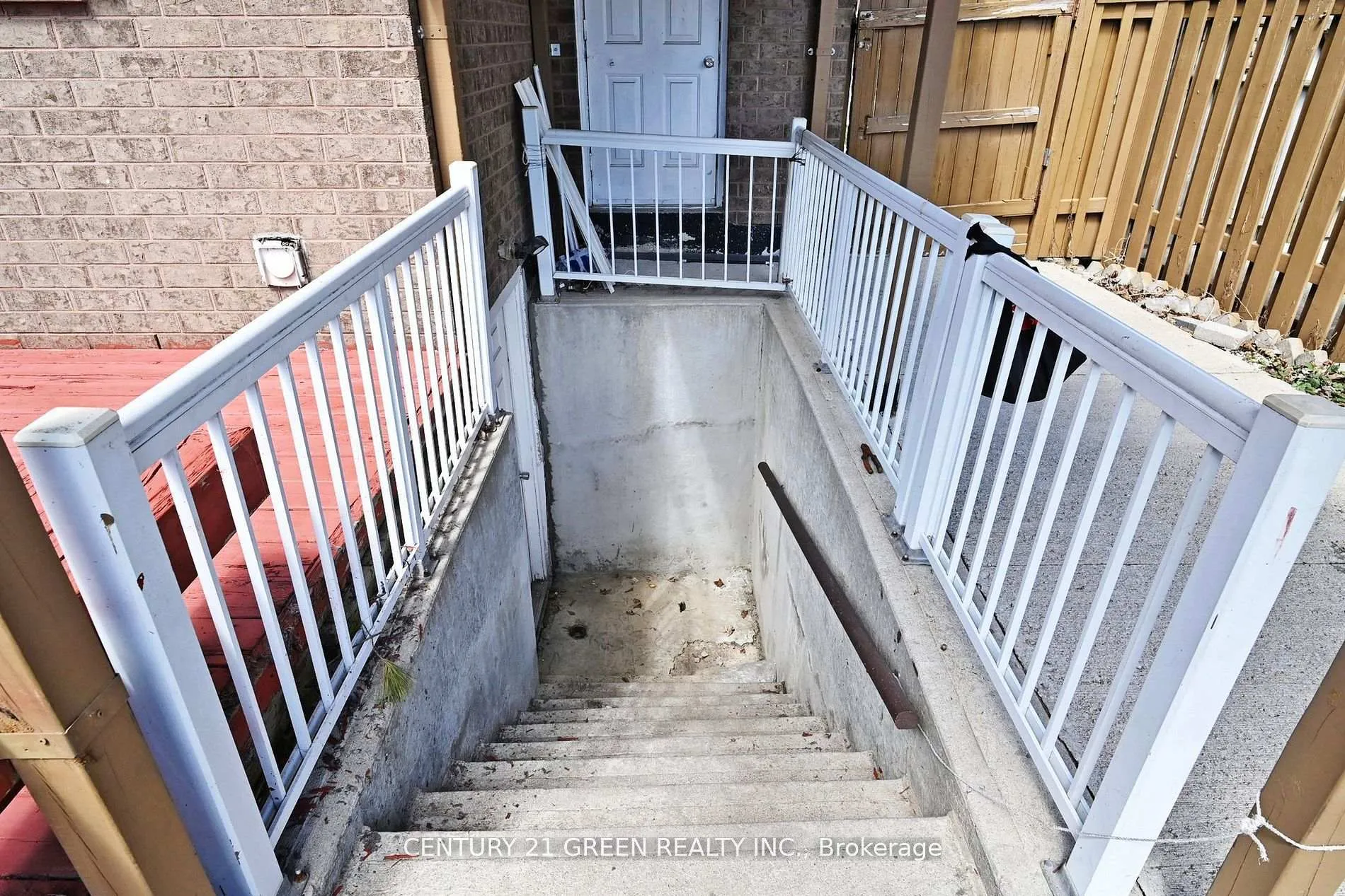Photo 39 of 26 Dolphin Song Crescent, Brampton, Sandringham-Wellington — HOMEH