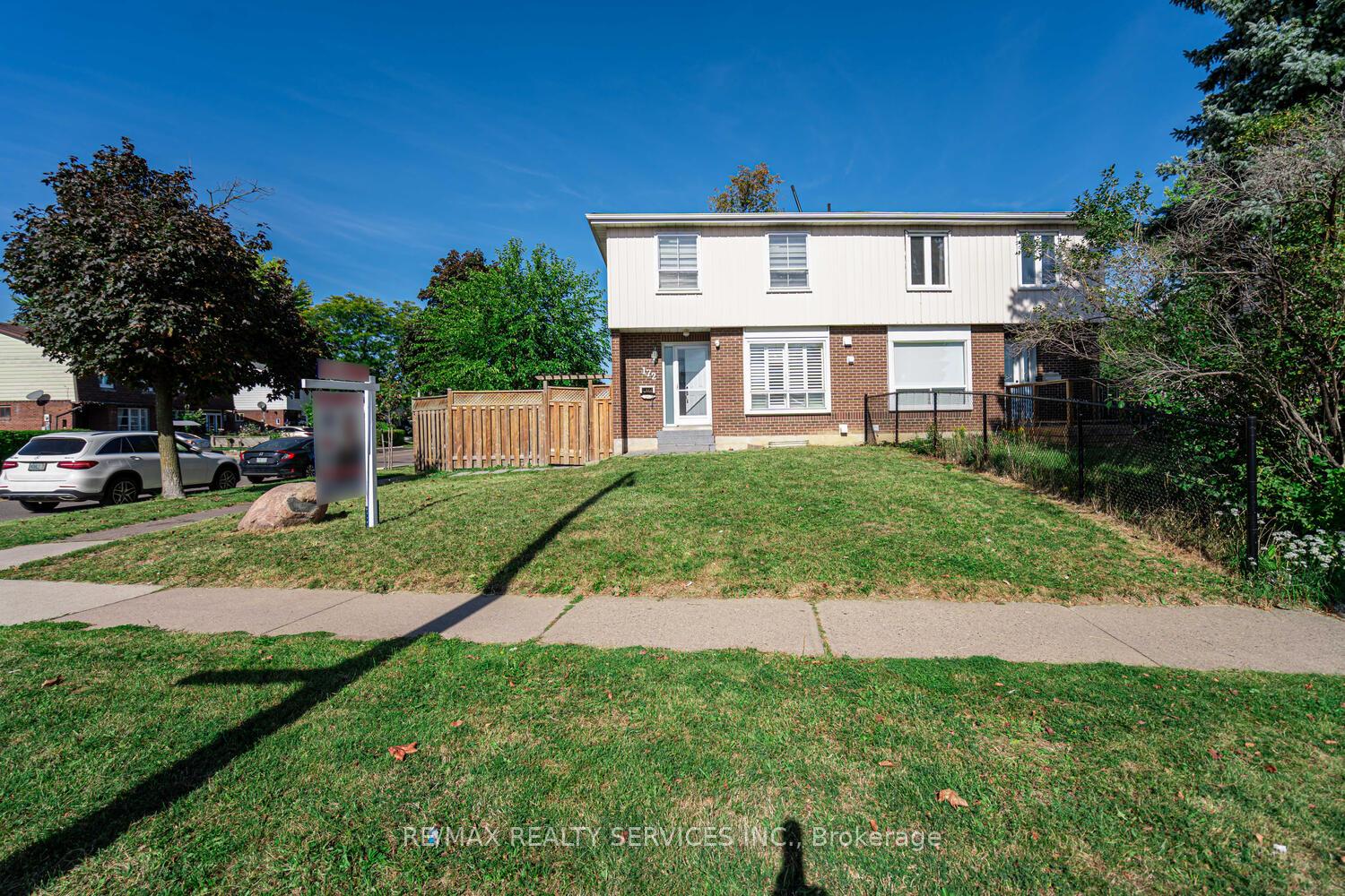 Front of 172 Hansen Road