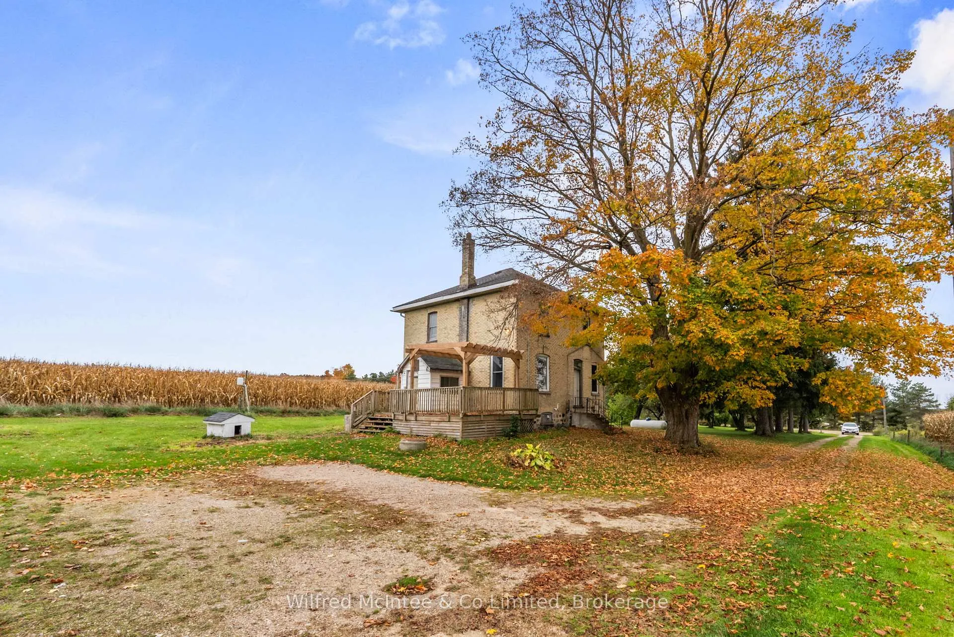 Photo 5 of 570 20 Side Road, Brockton — HOMEH