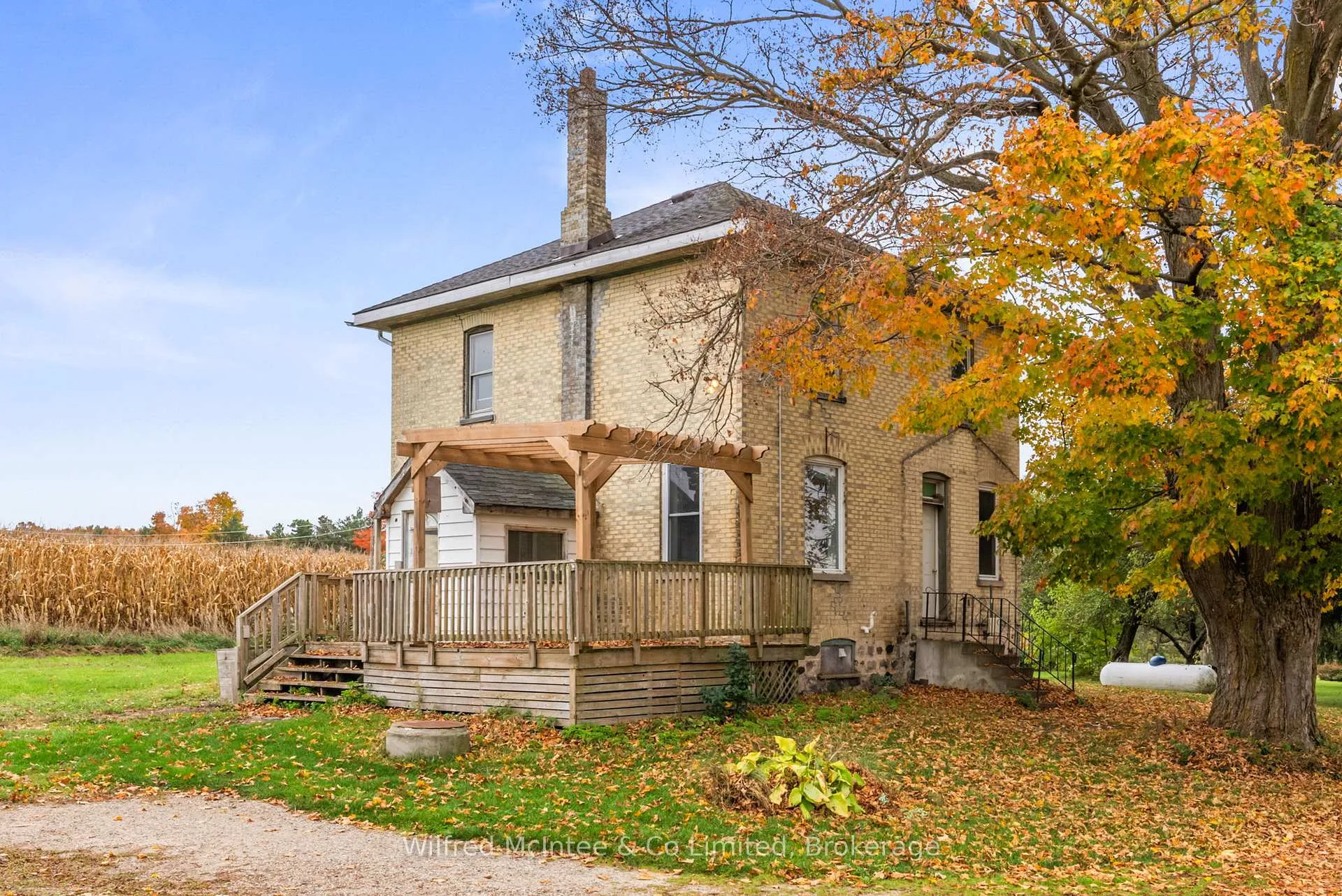 Photo 6 of 570 20 Side Road, Brockton — HOMEH