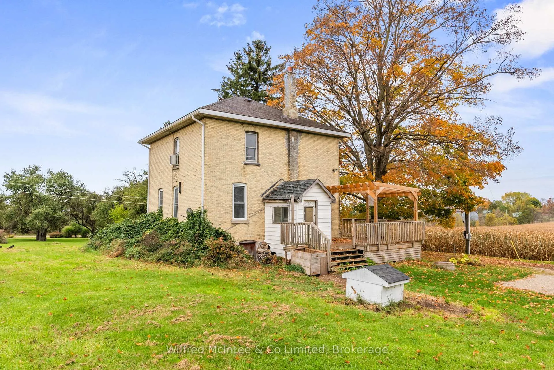 Photo 8 of 570 20 Side Road, Brockton — HOMEH