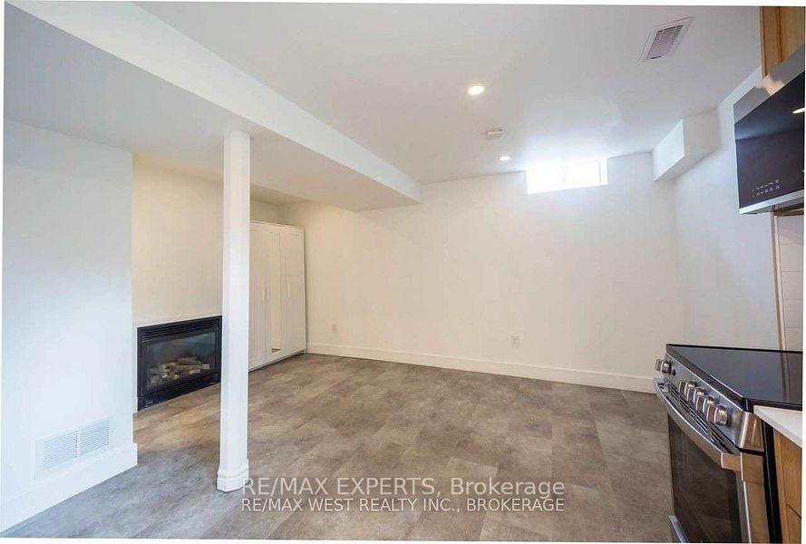 Photo 4 of 18 Domenico Crescent, Brampton, Bram East — HOMEH