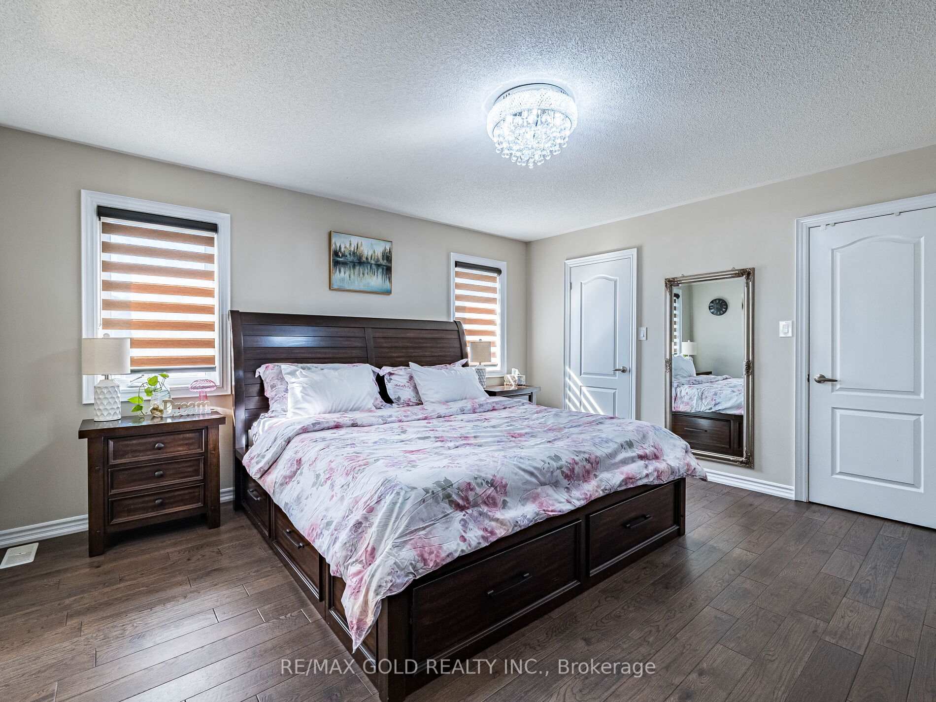 Photo 18 of 140 Thornbush Boulevard, Brampton, Northwest Brampton — HOMEH