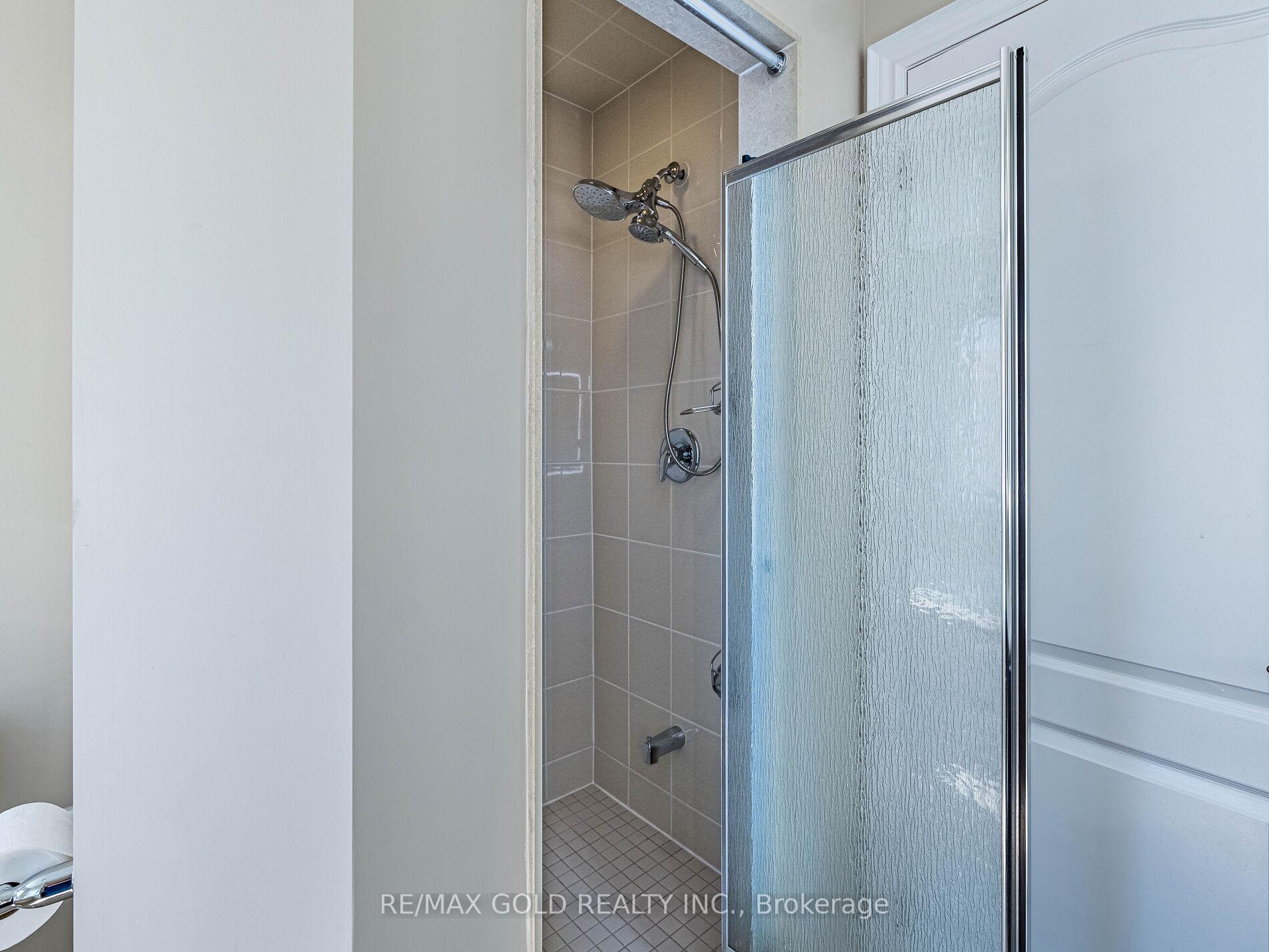 Photo 22 of 140 Thornbush Boulevard, Brampton, Northwest Brampton — HOMEH