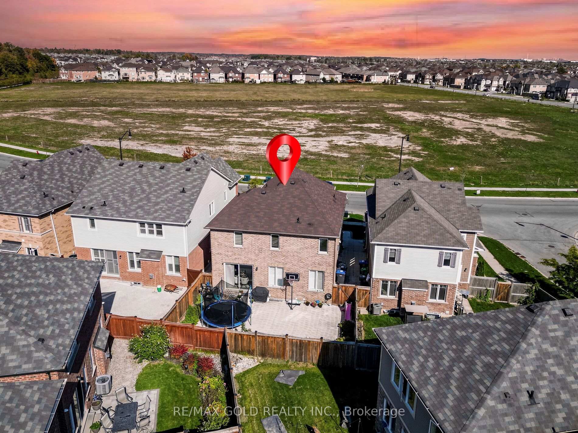 Photo 38 of 140 Thornbush Boulevard, Brampton, Northwest Brampton — HOMEH