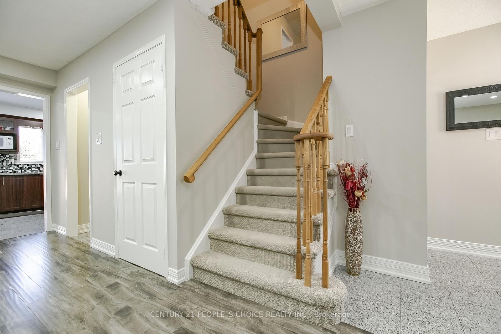 Photo 44 of 27 Caruso Drive, Brampton, Fletcher's West — HOMEH