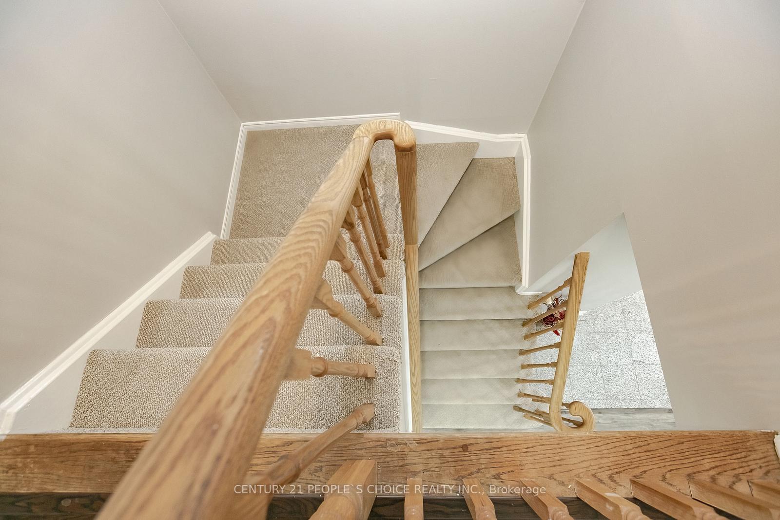 Photo 43 of 27 Caruso Drive, Brampton, Fletcher's West — HOMEH