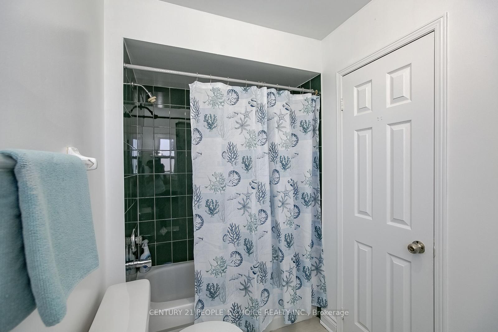 Photo 29 of 27 Caruso Drive, Brampton, Fletcher's West — HOMEH