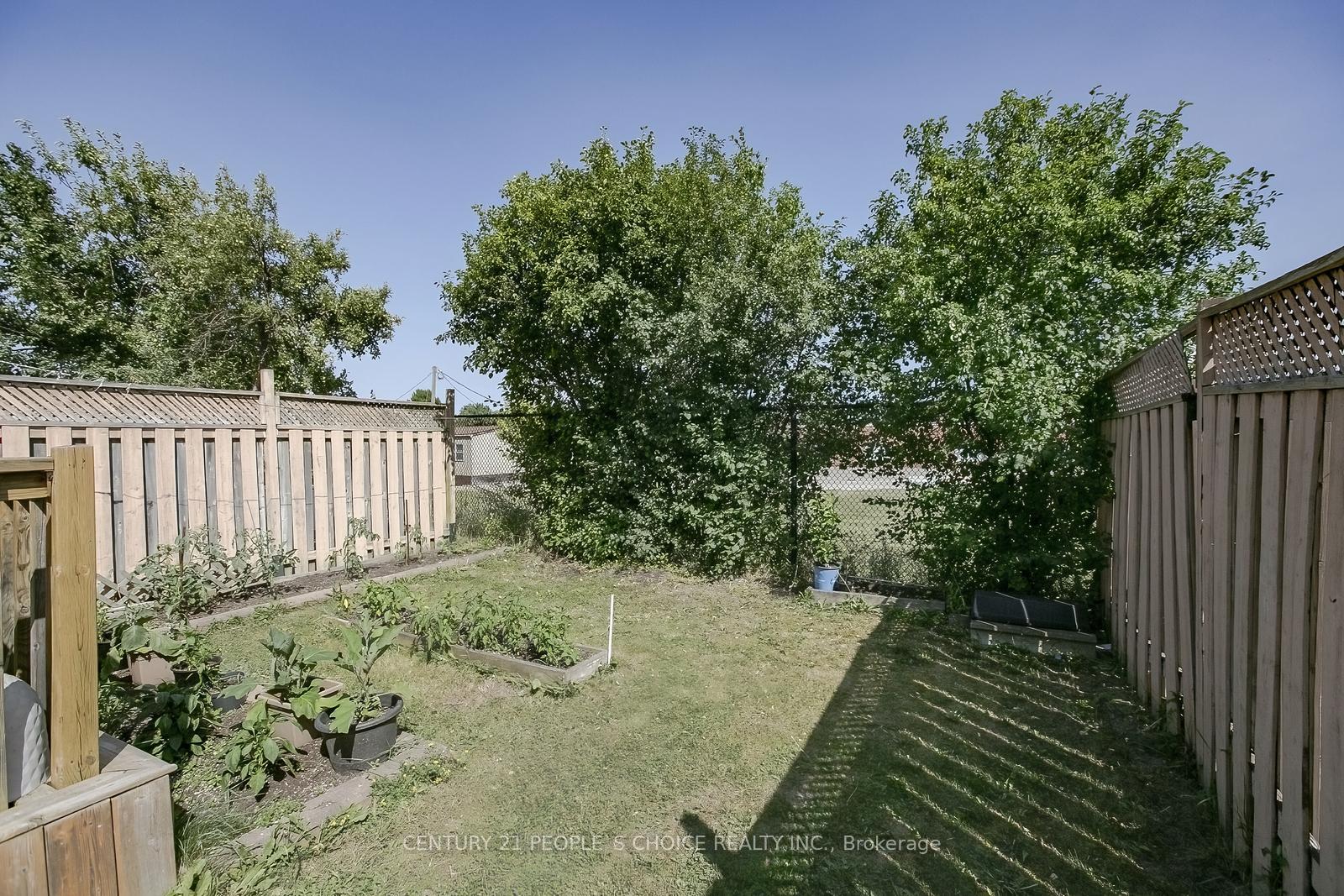 Photo 25 of 27 Caruso Drive, Brampton, Fletcher's West — HOMEH