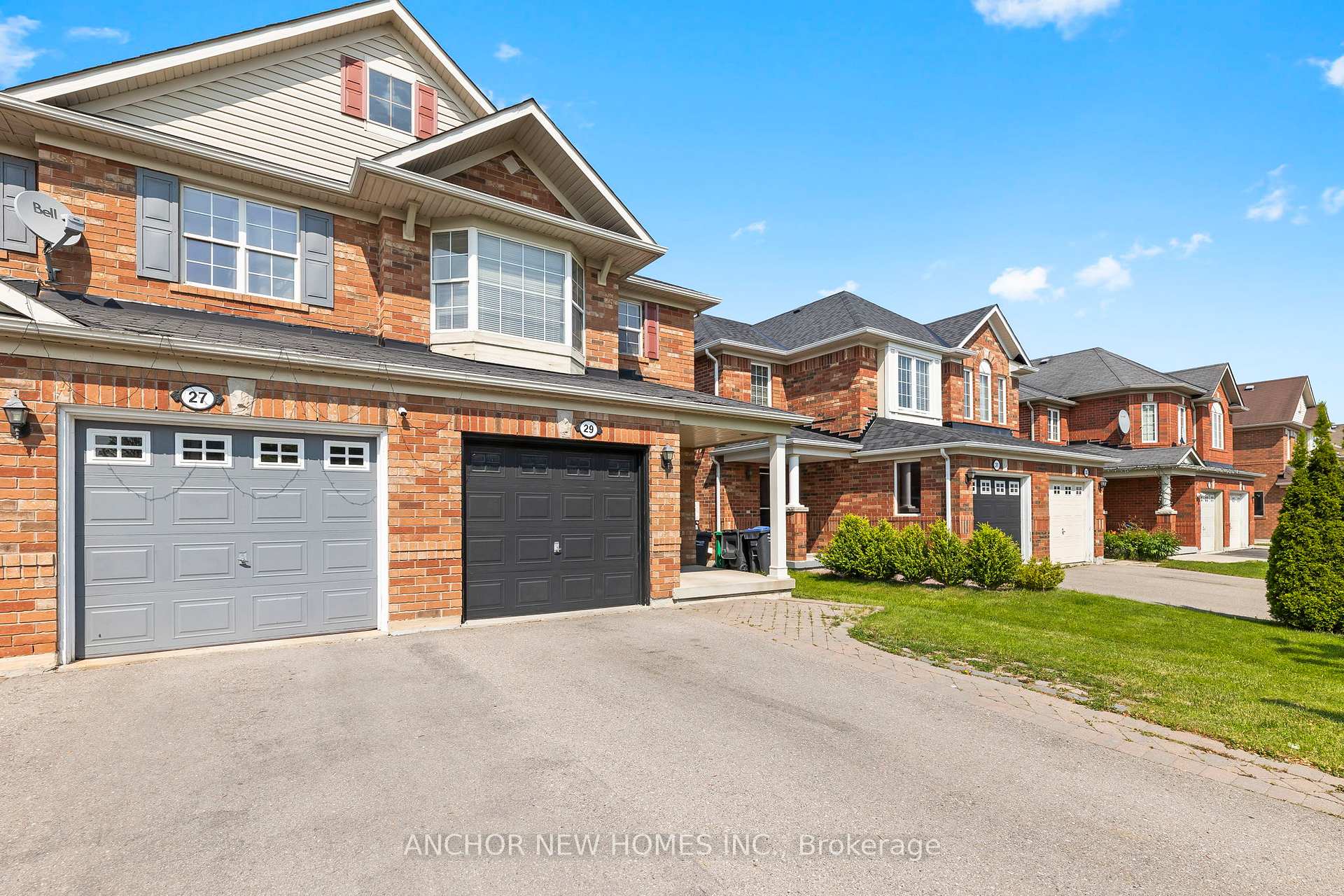 Photo 1 of 29 Levida Street, Brampton, Vales of Castlemore — HOMEH
