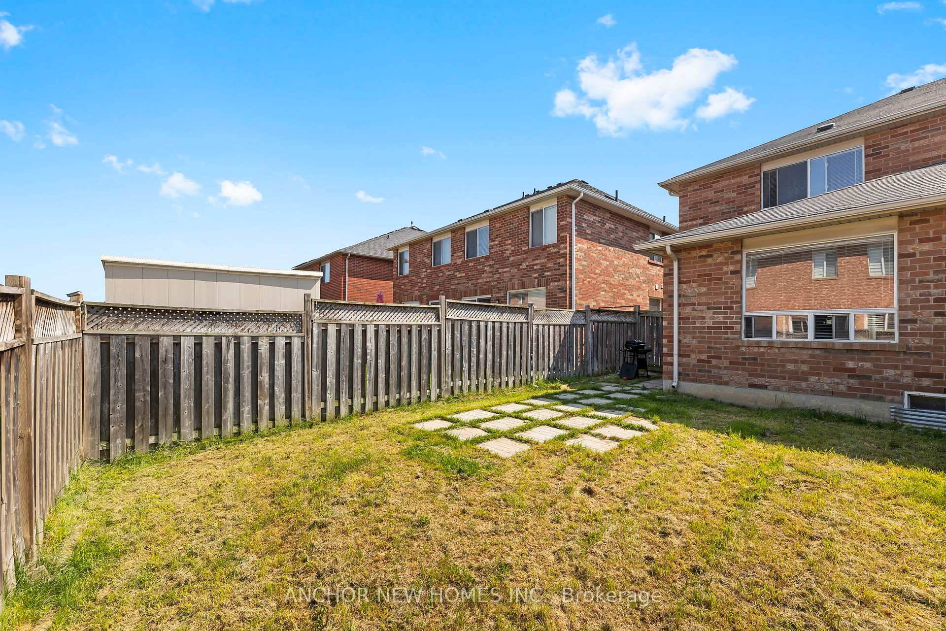 Photo 13 of 29 Levida Street, Brampton, Vales of Castlemore — HOMEH