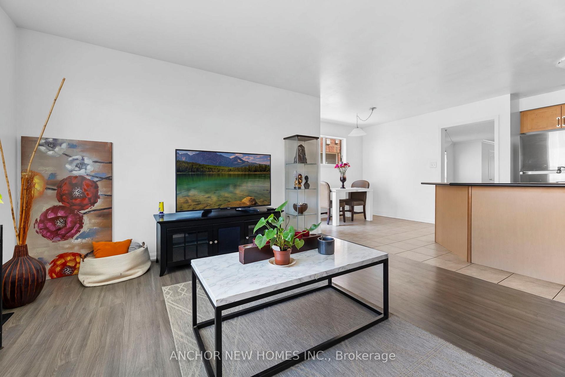 Photo 24 of 29 Levida Street, Brampton, Vales of Castlemore — HOMEH