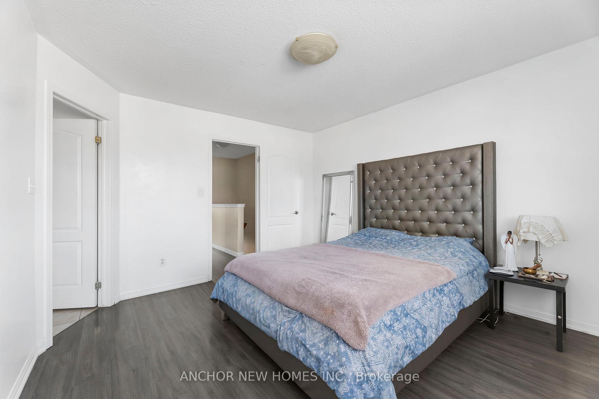 Photo 26 of 29 Levida Street, Brampton, Vales of Castlemore — HOMEH