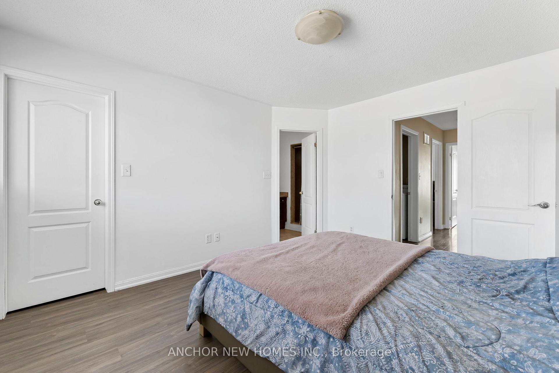 Photo 30 of 29 Levida Street, Brampton, Vales of Castlemore — HOMEH