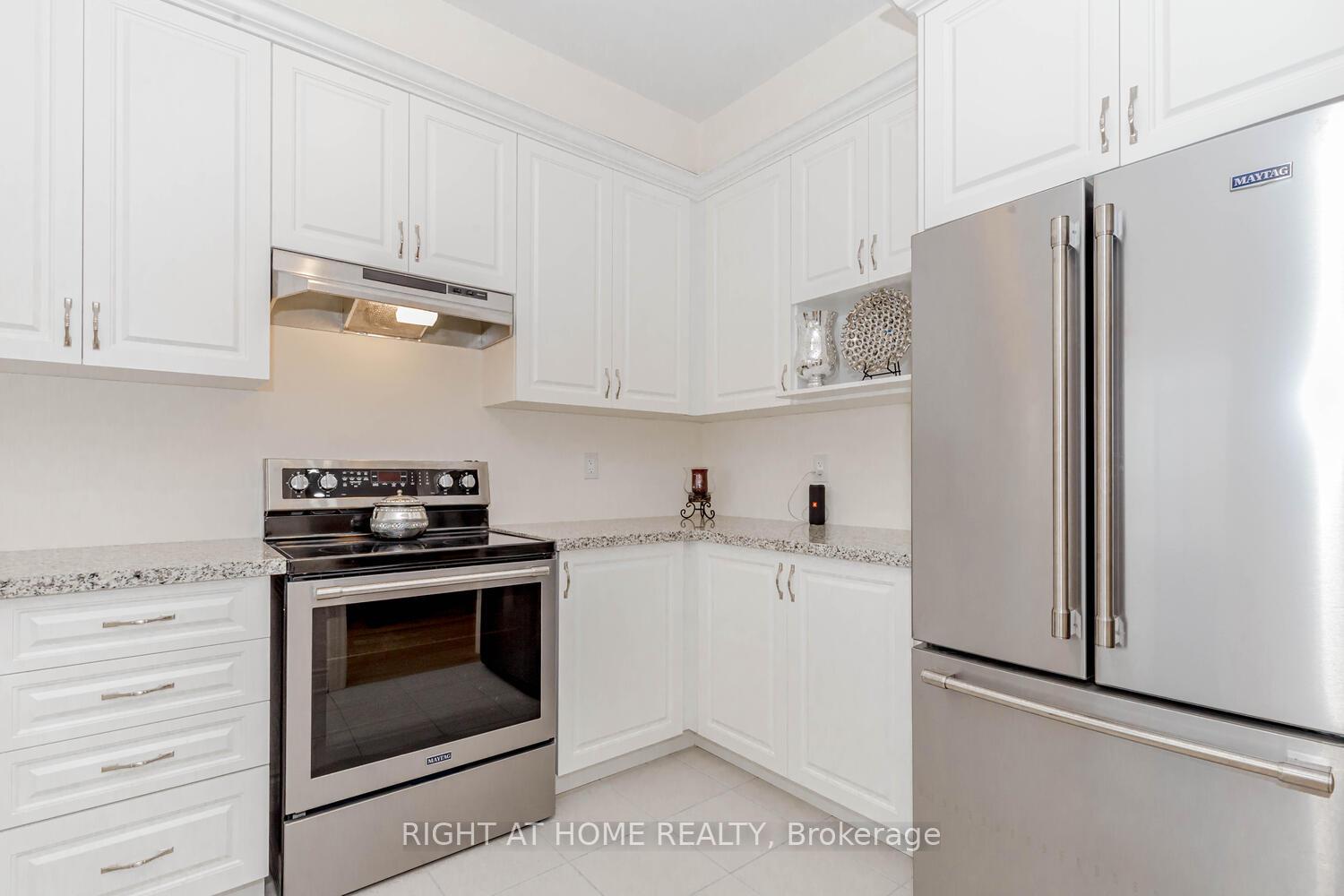 Photo 10 of 12 Donald Stewart Road, Brampton, Northwest Brampton — HOMEH