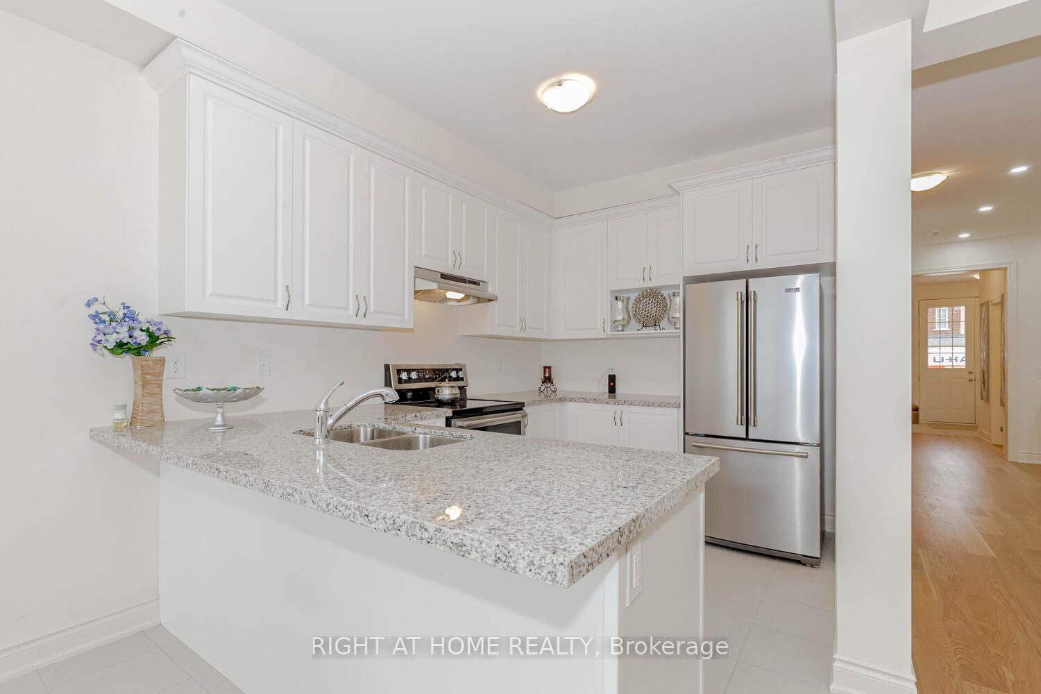 Photo 12 of 12 Donald Stewart Road, Brampton, Northwest Brampton — HOMEH