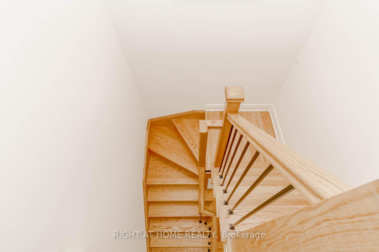 Photo 25 of 12 Donald Stewart Road, Brampton, Northwest Brampton — HOMEH