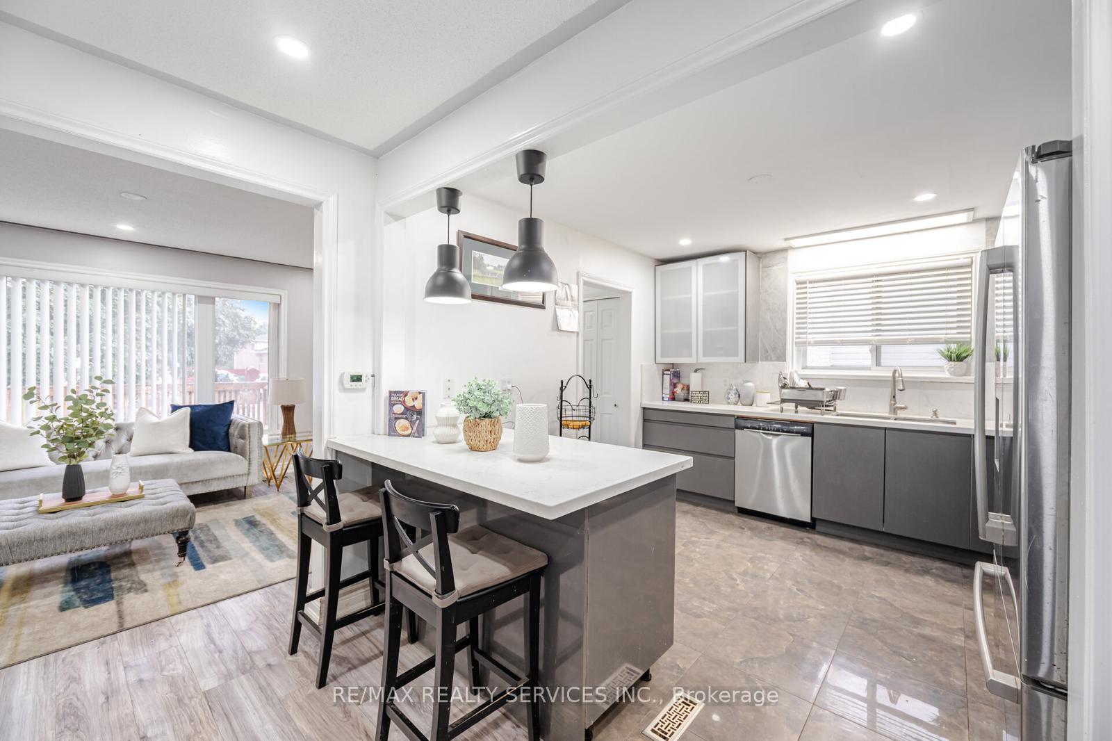 Photo 9 of 17 Garside Crescent, Brampton, Northgate — HOMEH