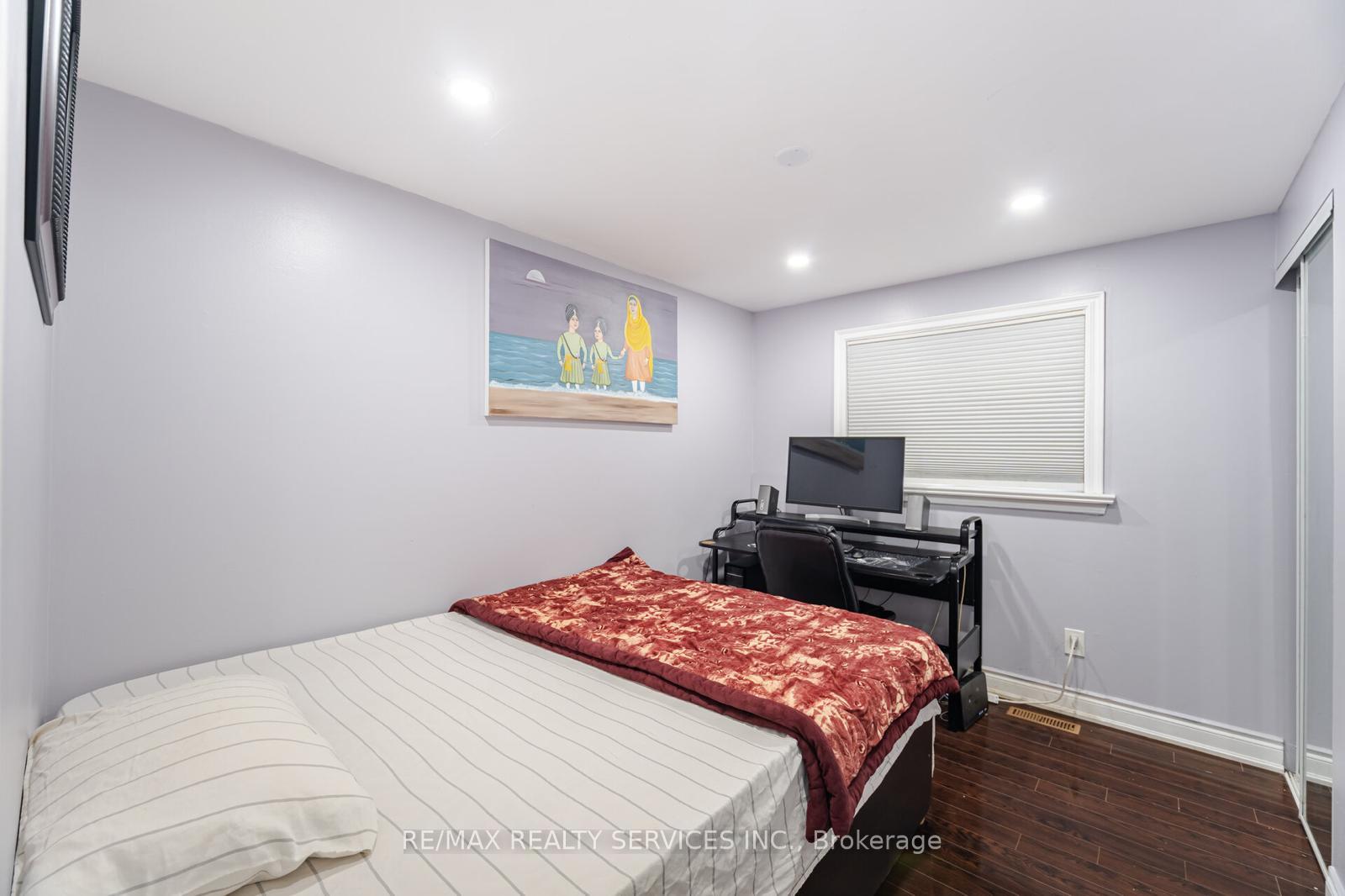 Photo 19 of 17 Garside Crescent, Brampton, Northgate — HOMEH