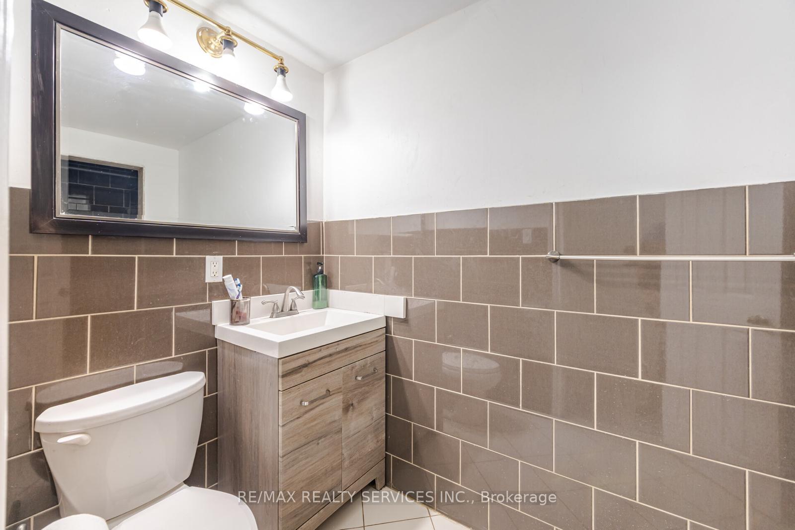 Photo 23 of 17 Garside Crescent, Brampton, Northgate — HOMEH