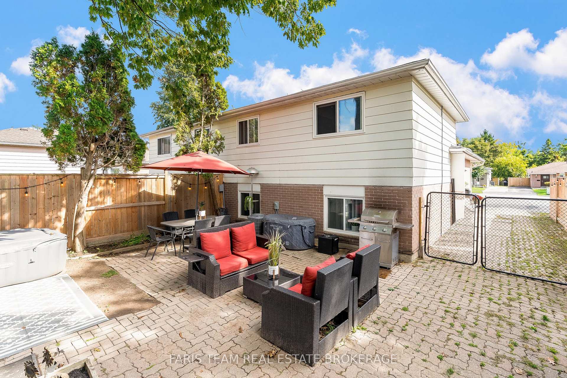 Photo 39 of 32 Burbank Place, Barrie, Wellington — HOMEH