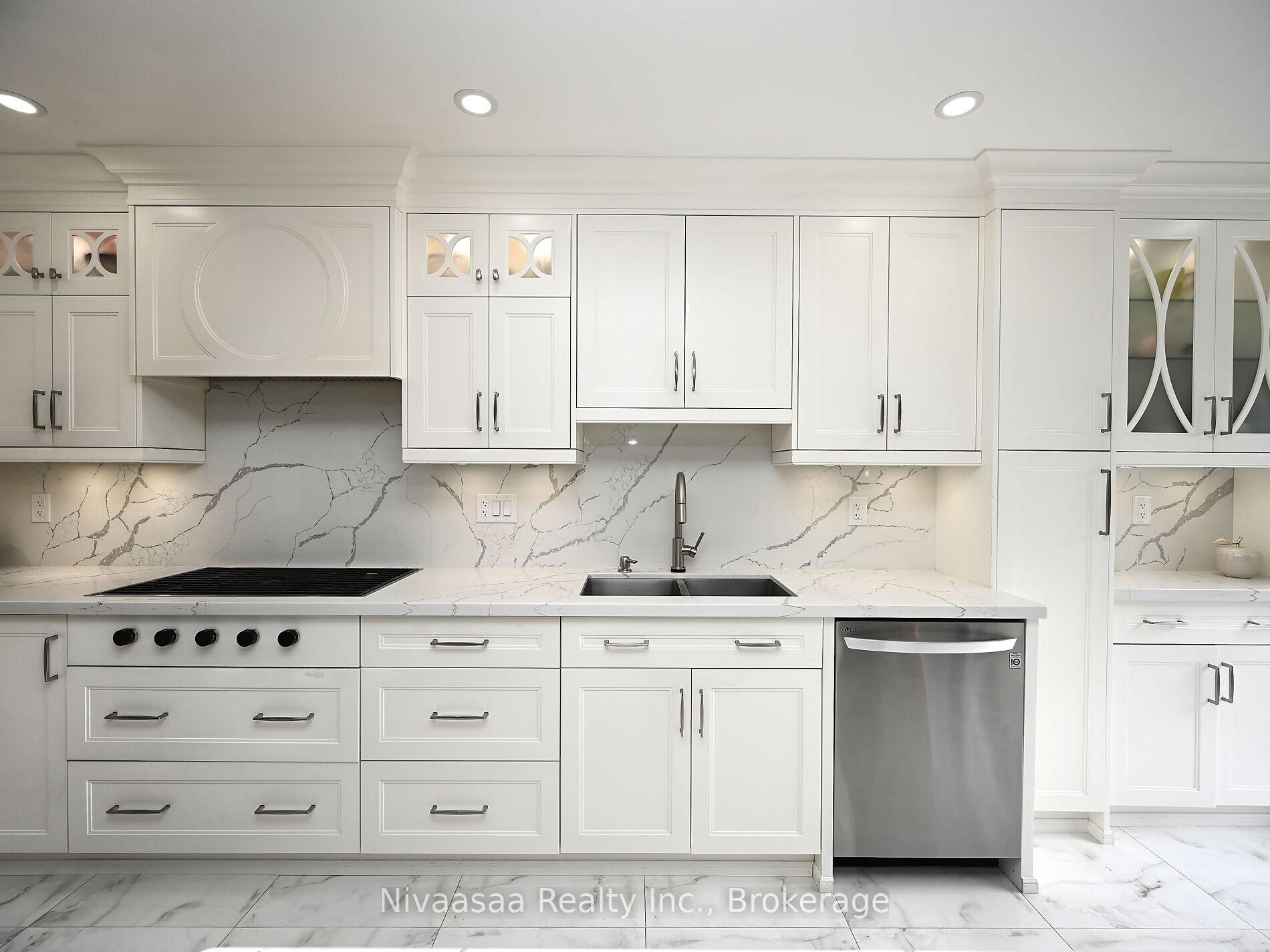 Photo 12 of 38 Amethyst Circle, Brampton, Bram East — HOMEH