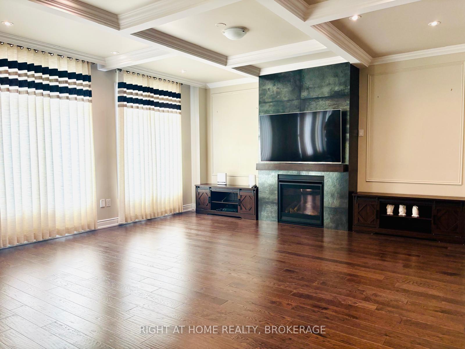 Photo 33 of 24 Point Reyes Terrace, Brampton, Bram West — HOMEH