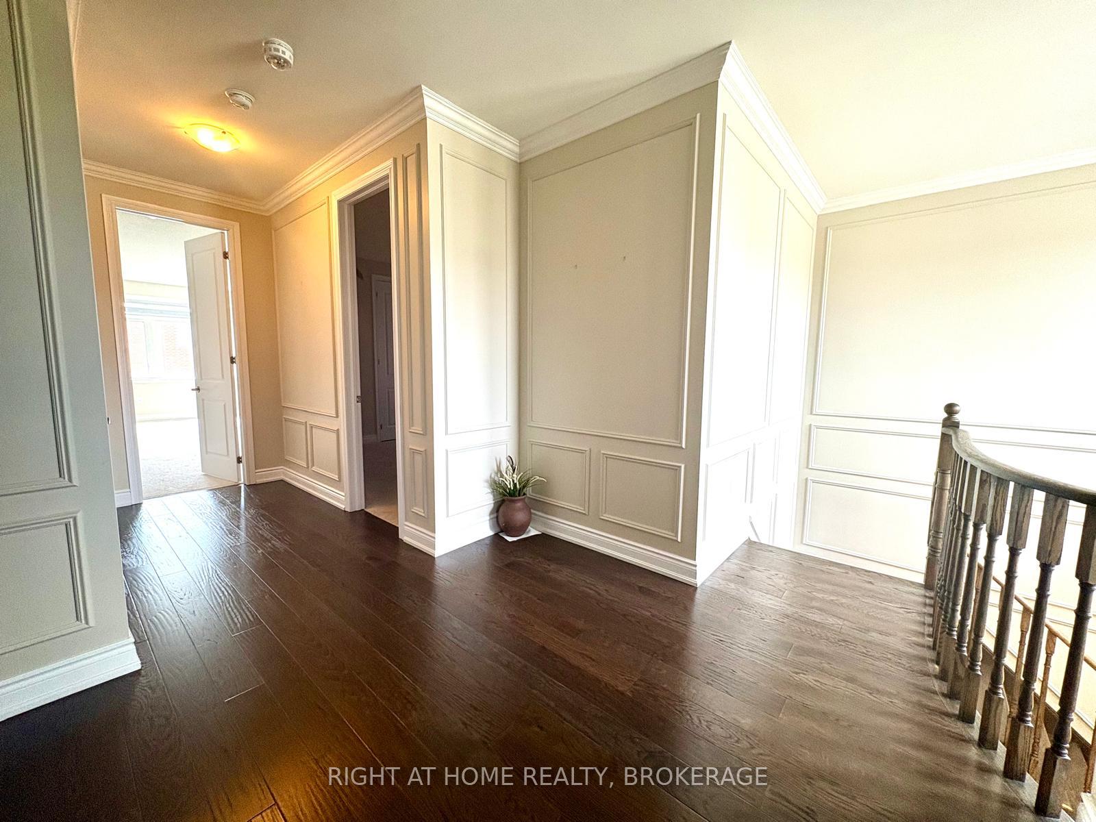 Photo 16 of 24 Point Reyes Terrace, Brampton, Bram West — HOMEH