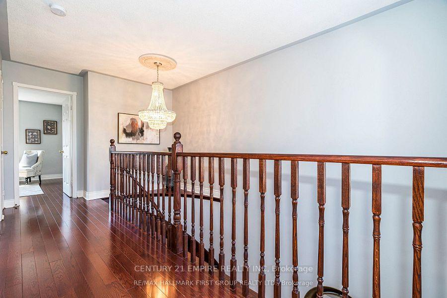 Photo 9 of 17 Perfitt Crescent, Ajax, Central — HOMEH