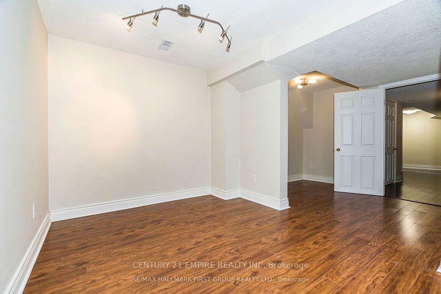 Photo 17 of 17 Perfitt Crescent, Ajax, Central — HOMEH