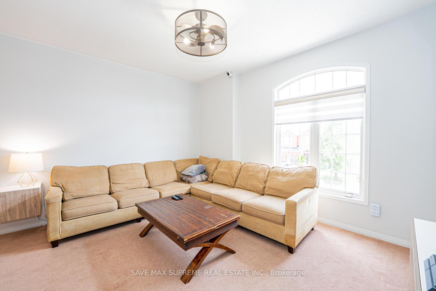 Photo 14 of 24 Silver Egret Road, Brampton, Fletcher's Meadow — HOMEH