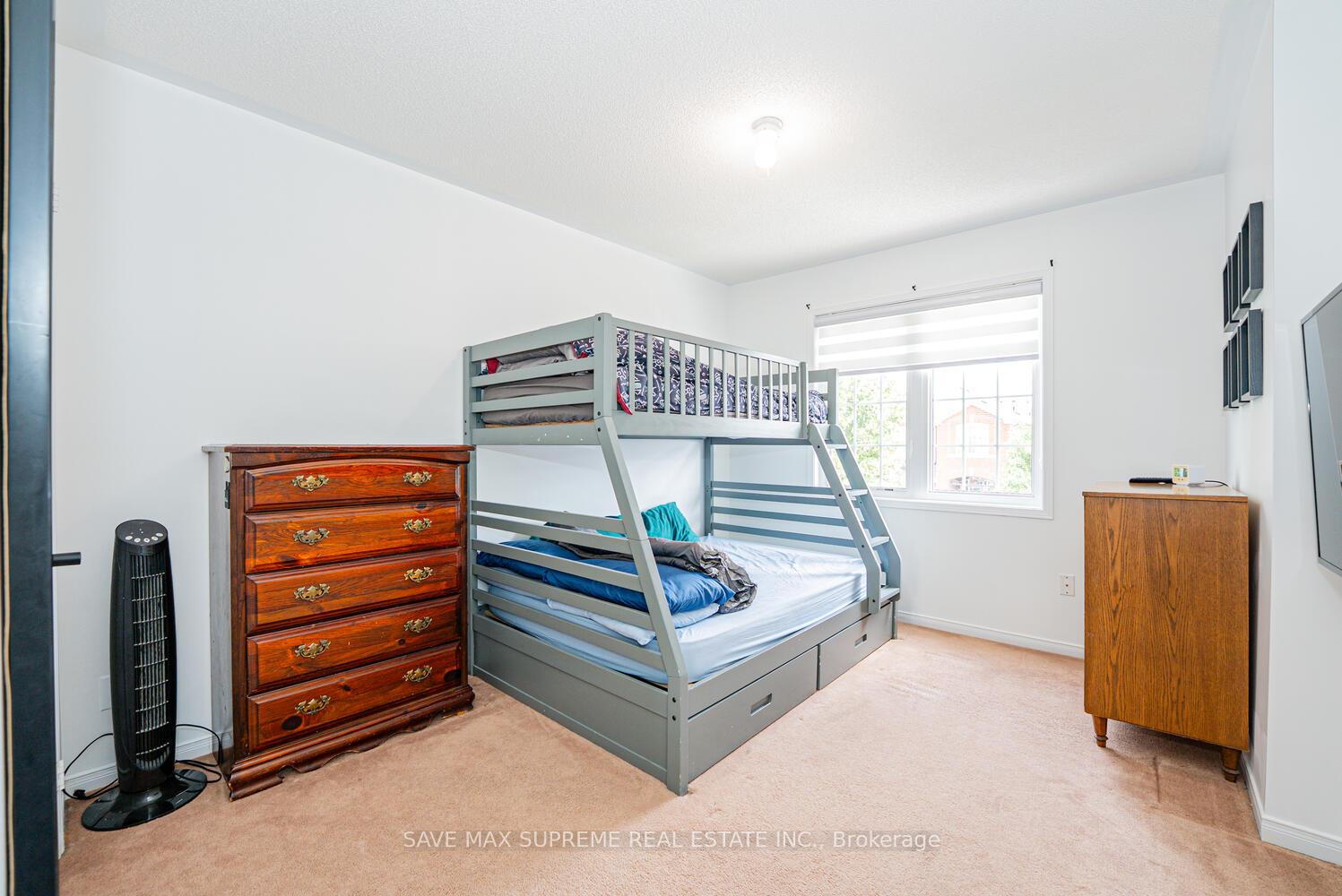 Photo 20 of 24 Silver Egret Road, Brampton, Fletcher's Meadow — HOMEH