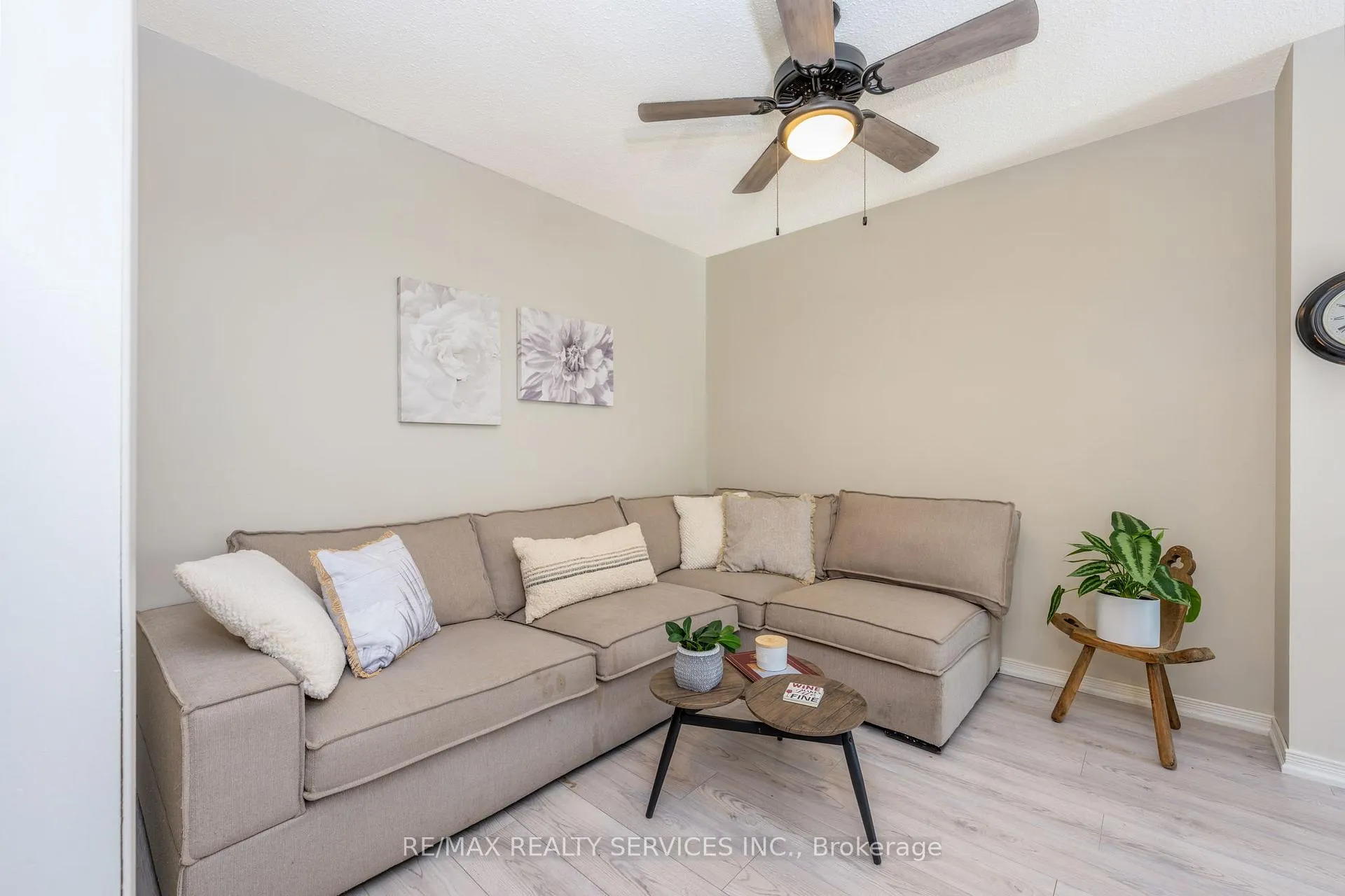 Photo 15 of 79 Royal Salisbury Way, Brampton, Madoc — HOMEH