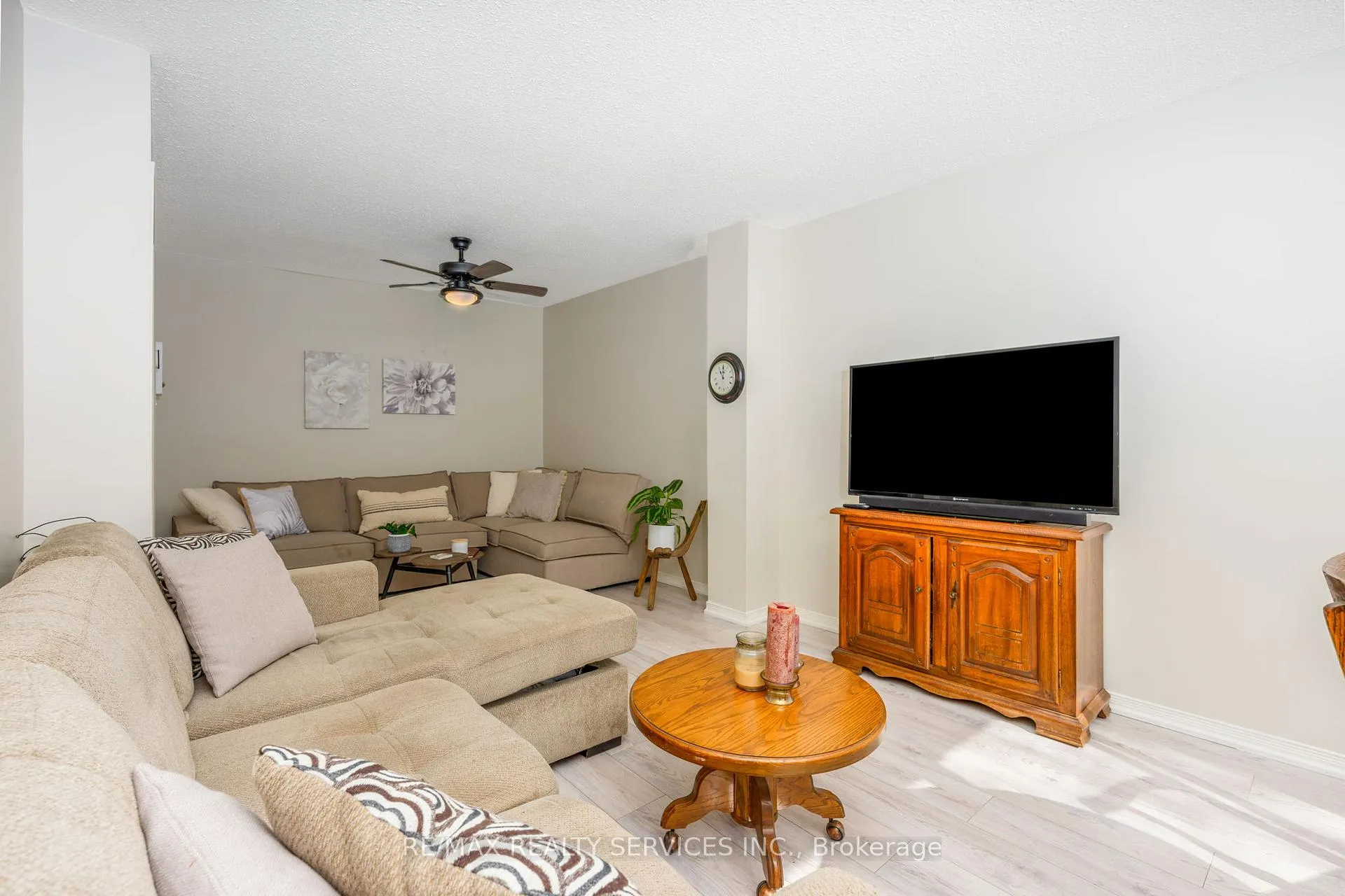 Photo 20 of 79 Royal Salisbury Way, Brampton, Madoc — HOMEH