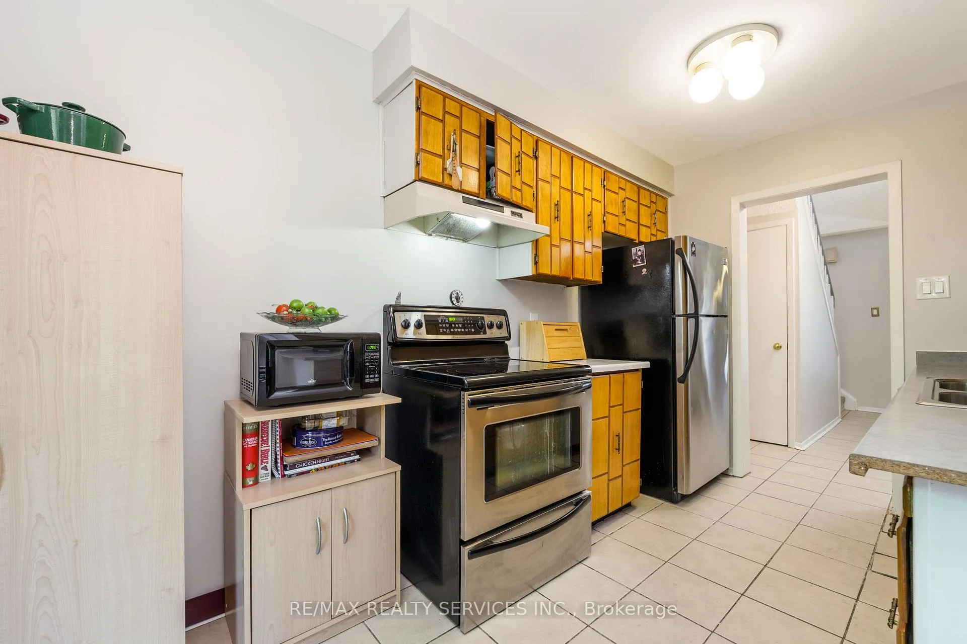Photo 26 of 79 Royal Salisbury Way, Brampton, Madoc — HOMEH