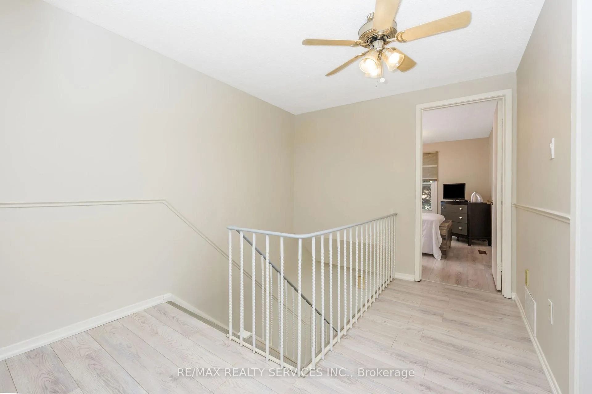 Photo 28 of 79 Royal Salisbury Way, Brampton, Madoc — HOMEH