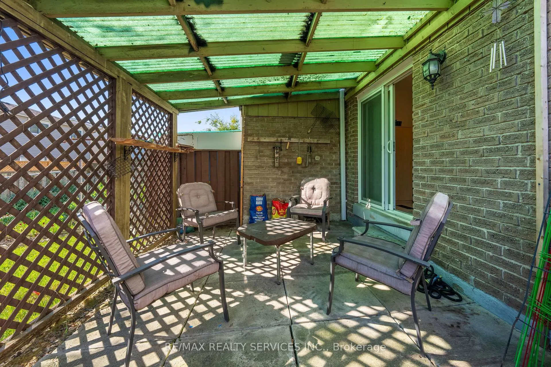 Photo 41 of 79 Royal Salisbury Way, Brampton, Madoc — HOMEH