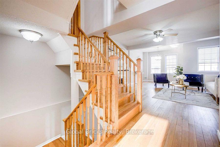 Photo 3 of Unit 84, 84 Spadina Road, Brampton, Brampton West — HOMEH