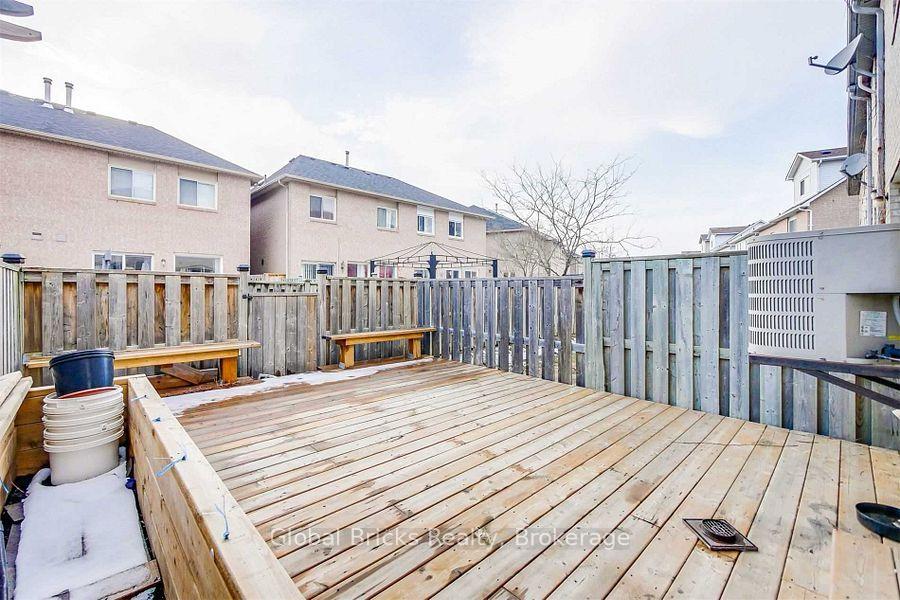 Photo 5 of Unit 84, 84 Spadina Road, Brampton, Brampton West — HOMEH
