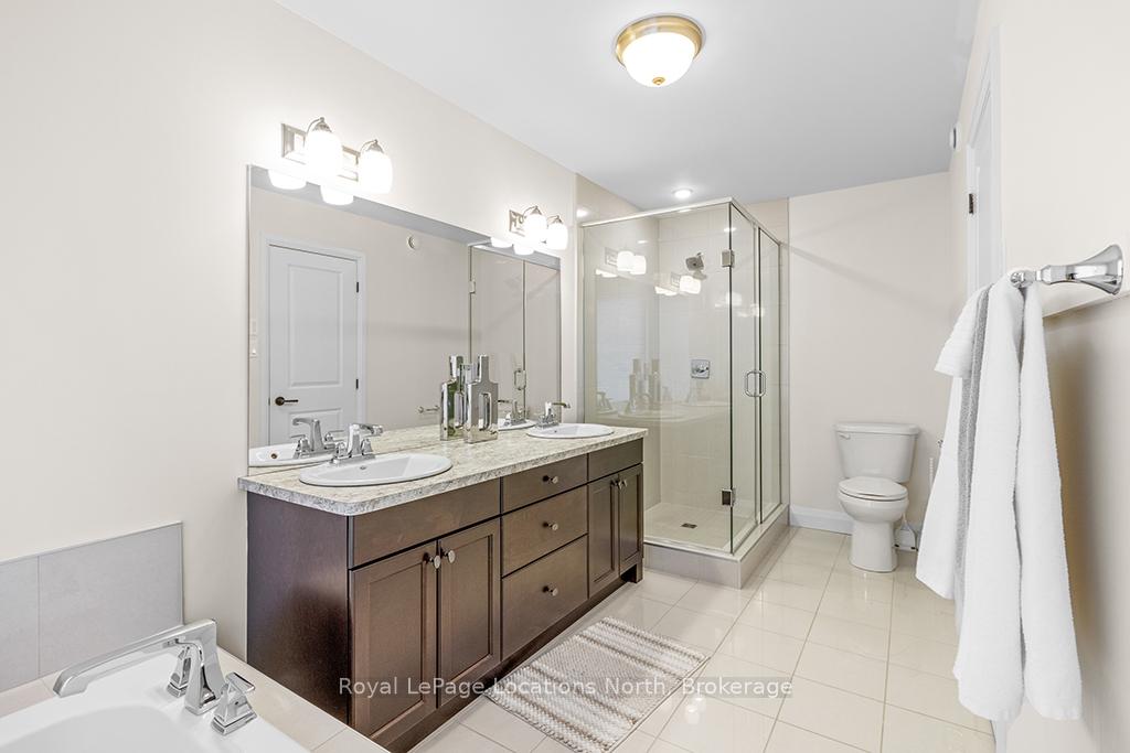 Photo 21 of 147 Yellow Birch Crescent, Blue Mountains — HOMEH