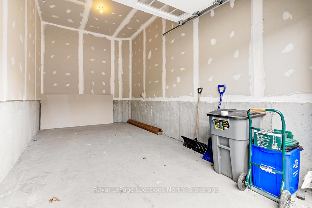Photo 35 of 147 Yellow Birch Crescent, Blue Mountains — HOMEH