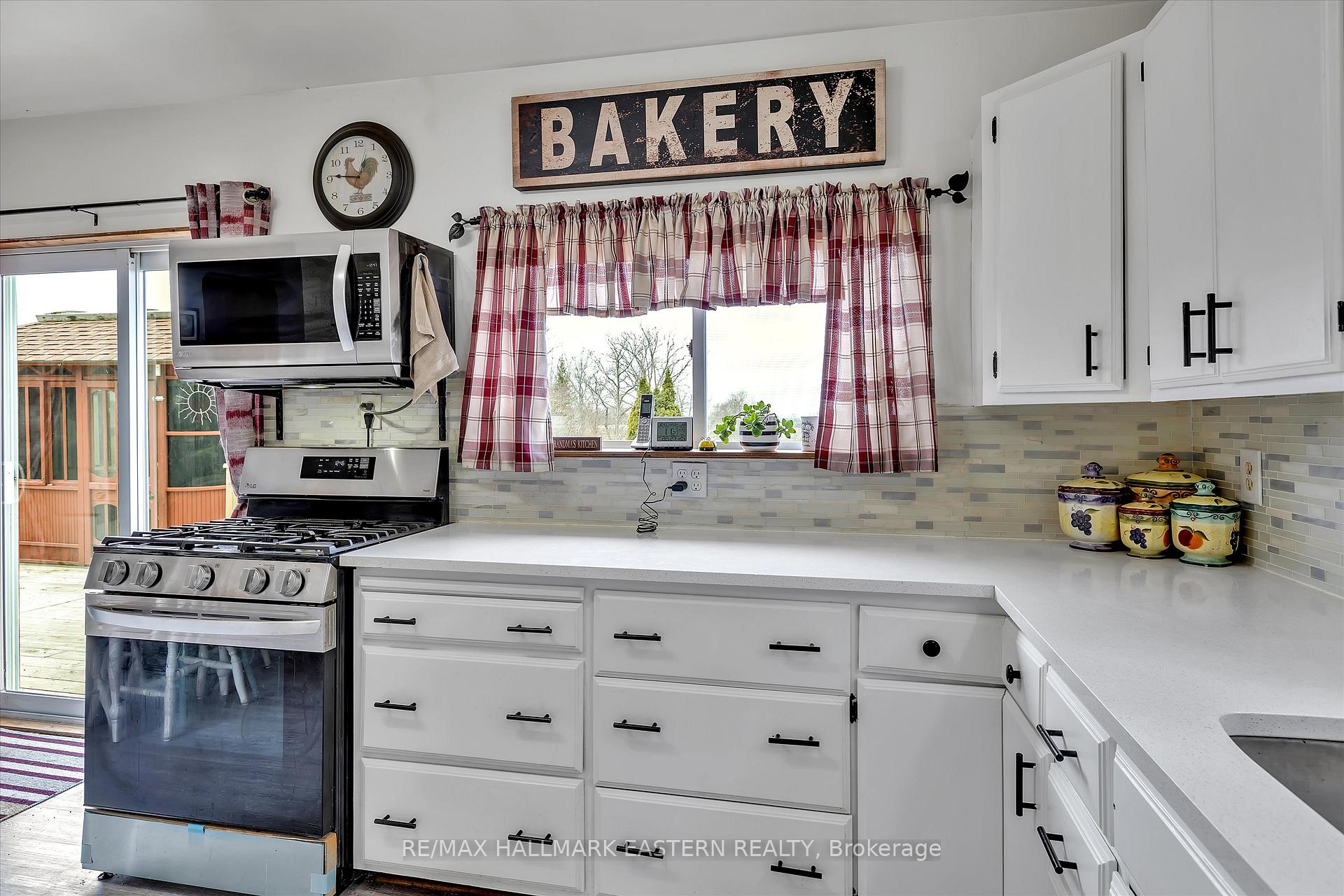 Photo 10 of 848 County Rd 41, Brighton, Rural Brighton — HOMEH
