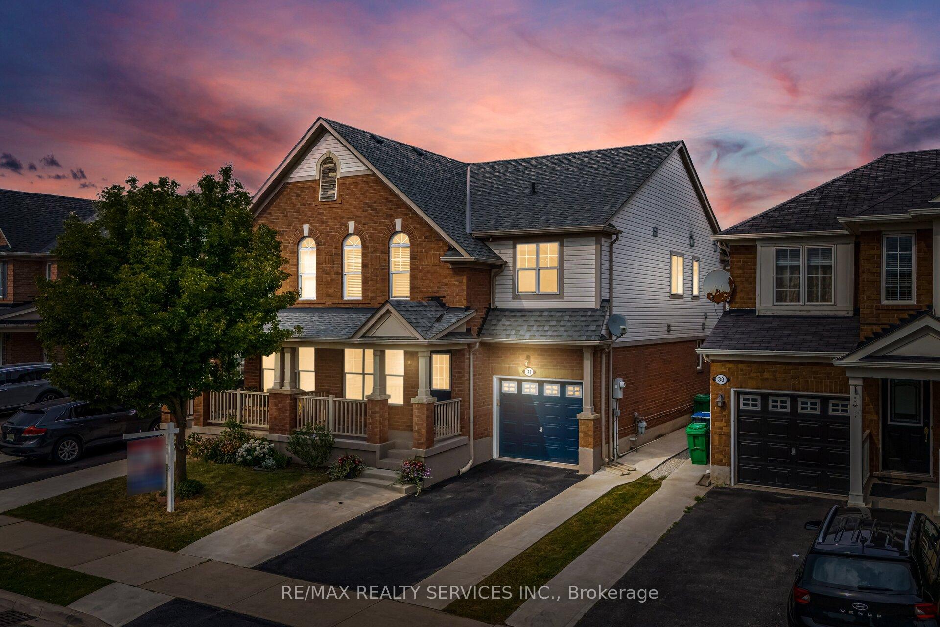 Photo 4 of 31 Georgian Road, Brampton, Credit Valley — HOMEH