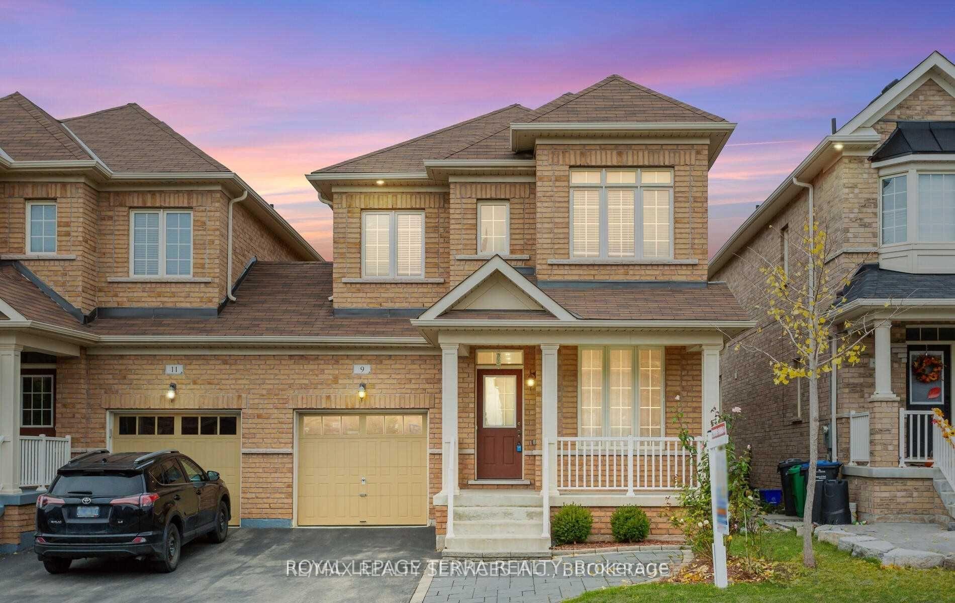 Front of 9 Chesterwood Crescent