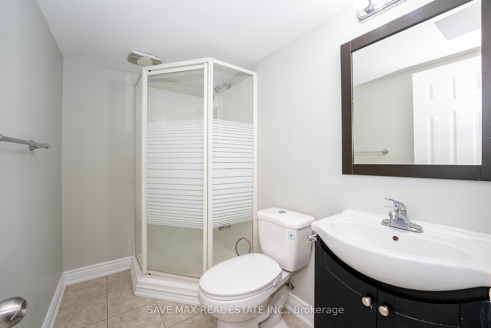 Photo 29 of 33 Heathwood Drive, Brampton, Fletcher's Meadow — HOMEH