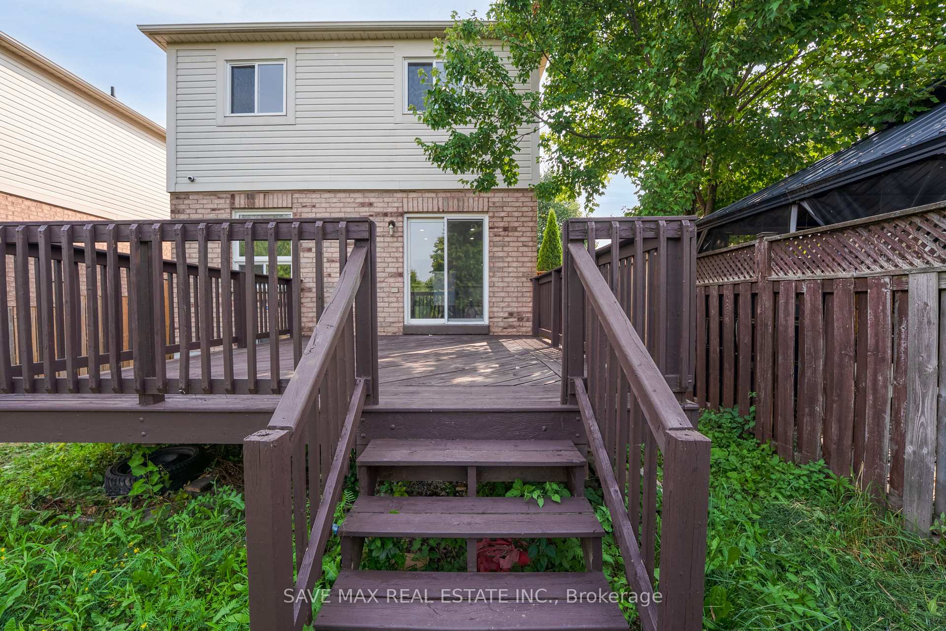 Photo 34 of 33 Heathwood Drive, Brampton, Fletcher's Meadow — HOMEH
