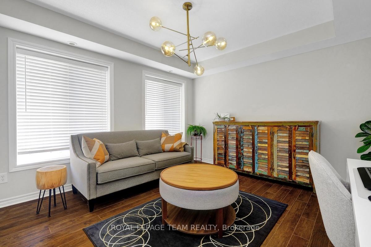 Photo 5 of 2073 Madrid Avenue, Ottawa, Barrhaven - Heritage Park — HOMEH
